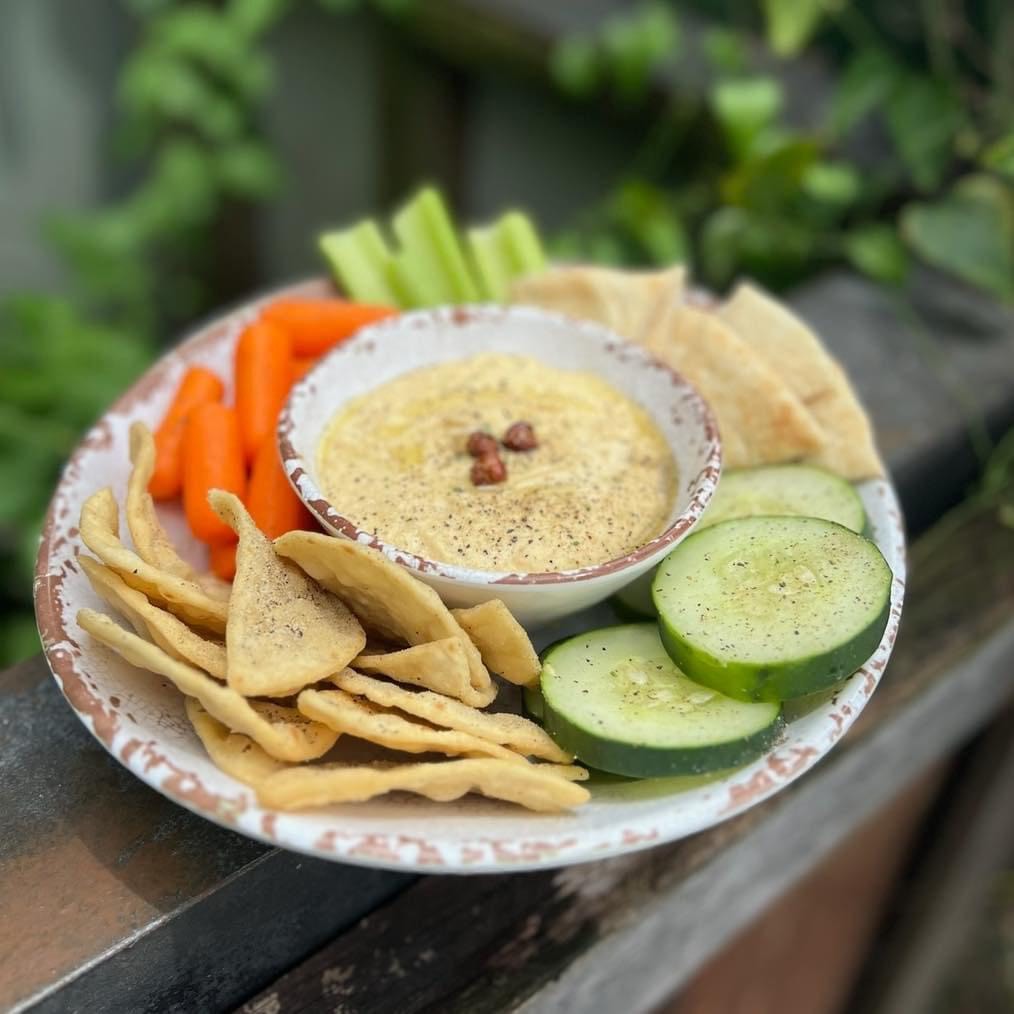 Confessions of a Hummus Guru: Eight Flavors, Seventeen Years, and the One That Should Never Have Happened